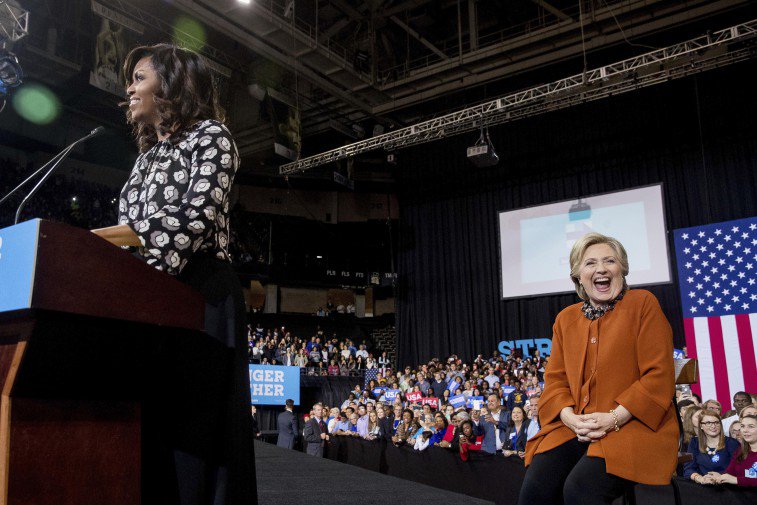 Hillary & Michelle, alleate diverse, ticket per la vittoria