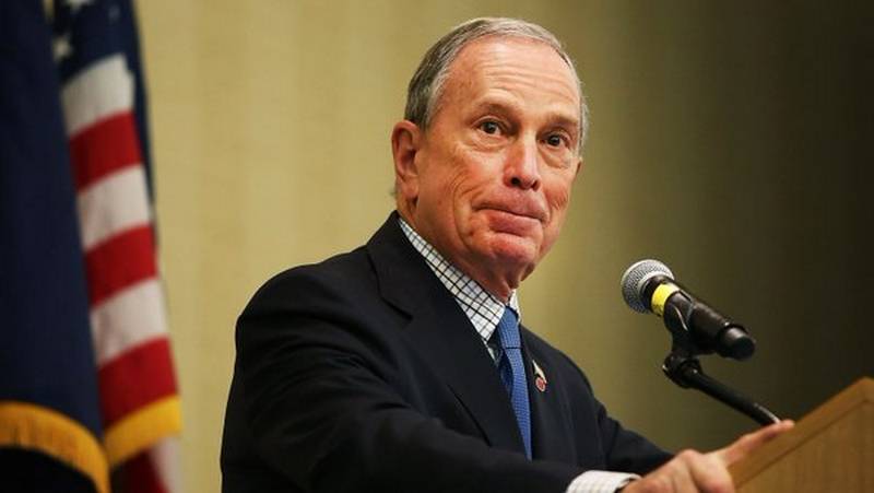 Bloomberg rinuncia, &quot;non voglio favorire Trump o Cruz&quot;