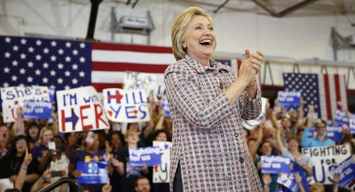 Democratici: Hillary ha delegati per nomination, Sanders s'infuria