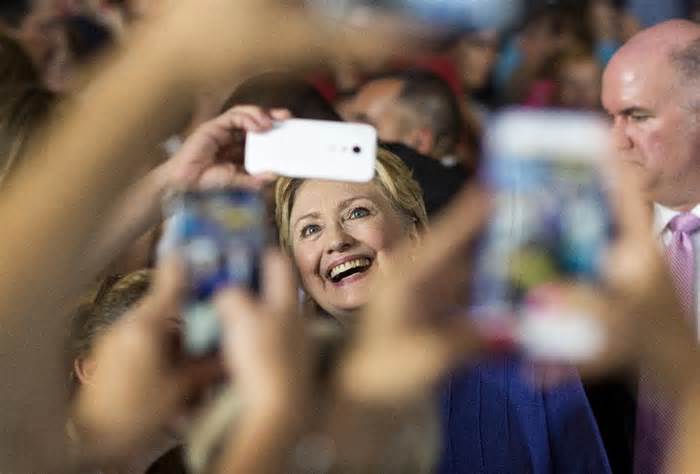 Hillary, lo stile di governo se sopravviverà all'emailgate