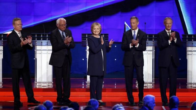 Democratici: dibattito, Hillary bene, Sanders le dà l’assist