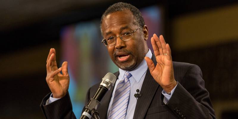 Repubblicani: Carson, il guru che meno parla più avanza