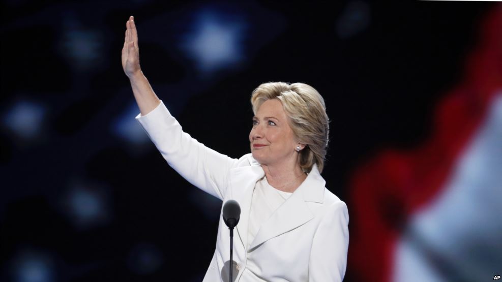 Filadelfia: Hillary chiude con appello a unità contro paura