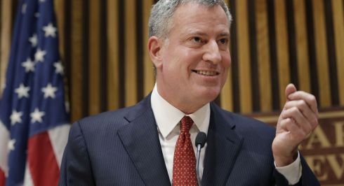 b_490_390_16777215_00_images_Democratici_bill-de-blasio.jpg