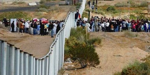 b_490_390_16777215_00_images_IMMIGRATION_MEXICO_TEXAS.jpg