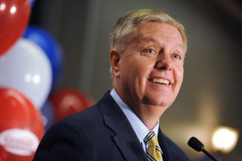 b_490_390_16777215_00_images_Repubblicani_Lindsey-Graham.jpg